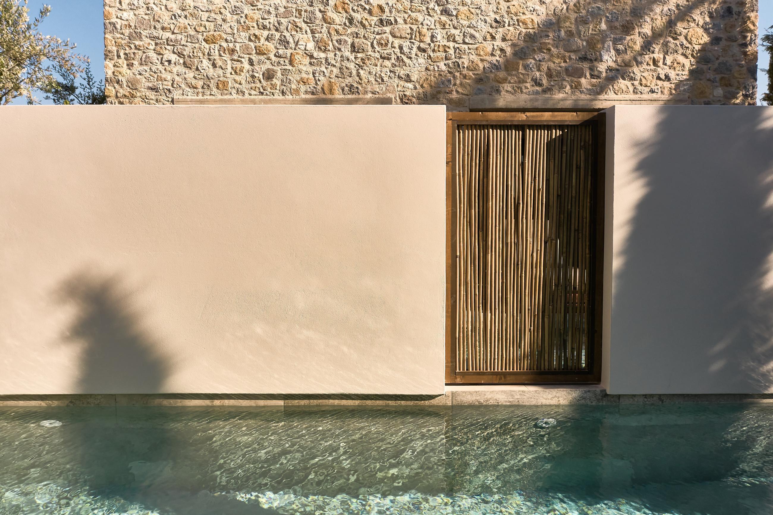 Junior Suite with Sharing Pool