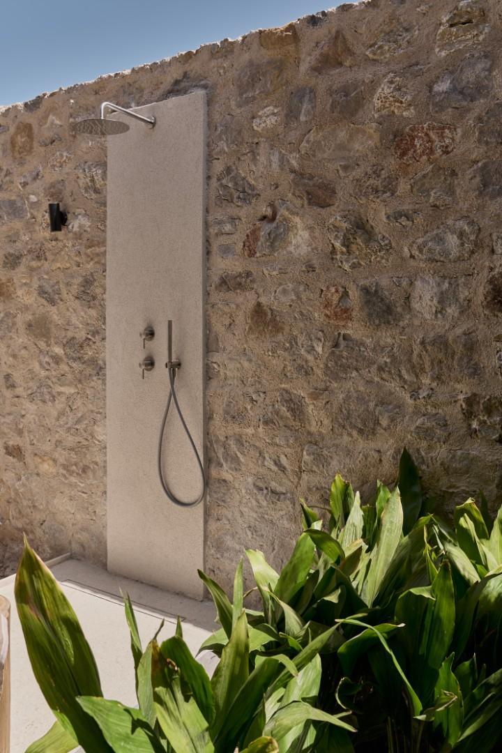 Theros Suite with Private Heated Pool